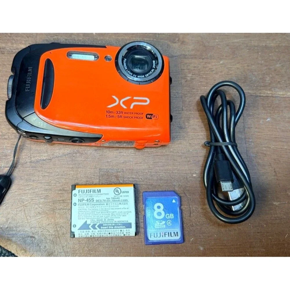 Waterproof Fujifilm FinePix XP70 16.4MP Digital orange Camera w/ battery & card